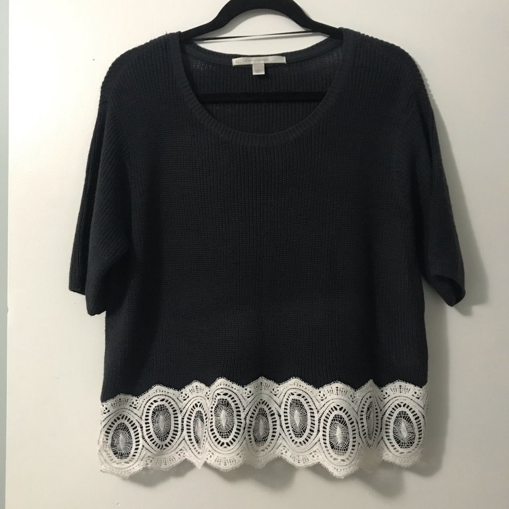 Lauren Conrad LC short sleeve sweater L